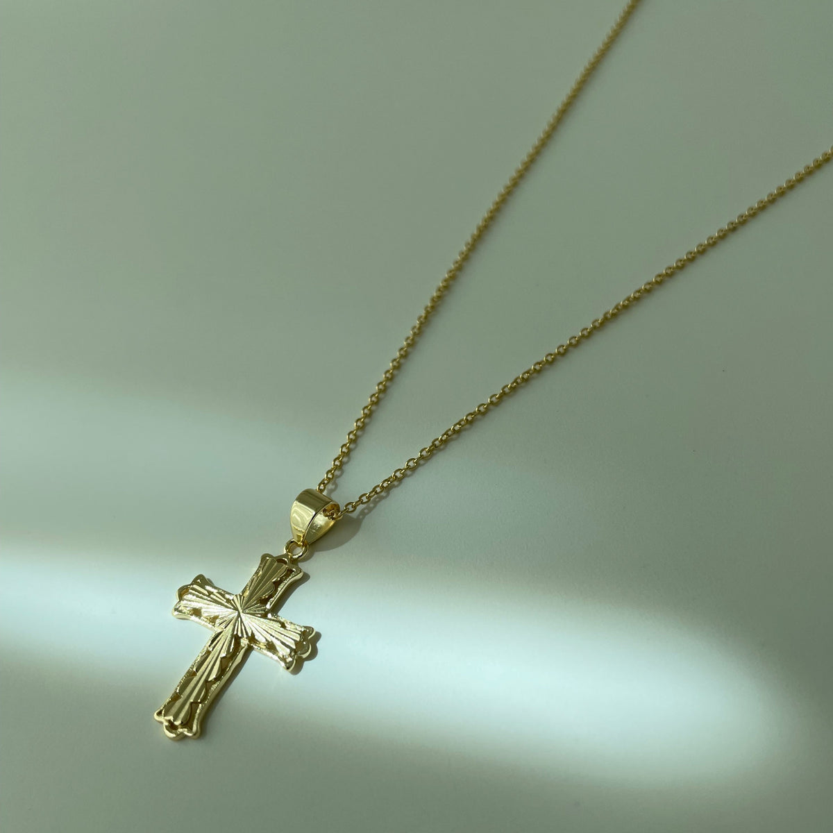 Natalia Cross Necklace // 14kt Gold Vermeil – Sisterberry & Co.™