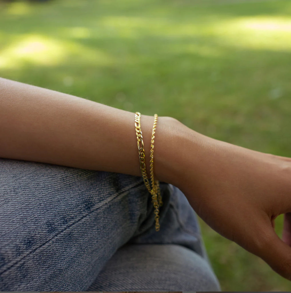 10k solid gold online figaro bracelet