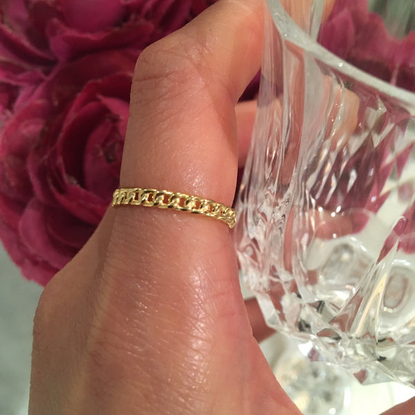 Rachel Chain Ring - 14K Gold Vermeil - Sisterberry & Co.